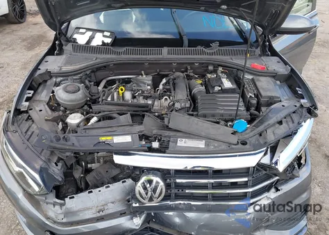 2019 Volkswagen Jetta 1.4T R-Line/1.4T S/1.4T Se z USA, uszkodzony, nr VIN 3VWC57BU6KM179682